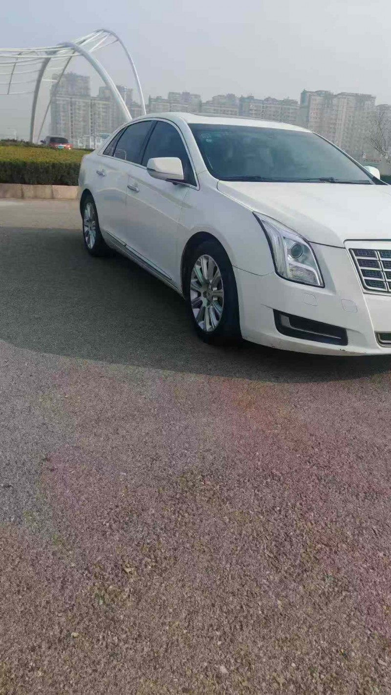 聊城13年凱迪拉克XTS3