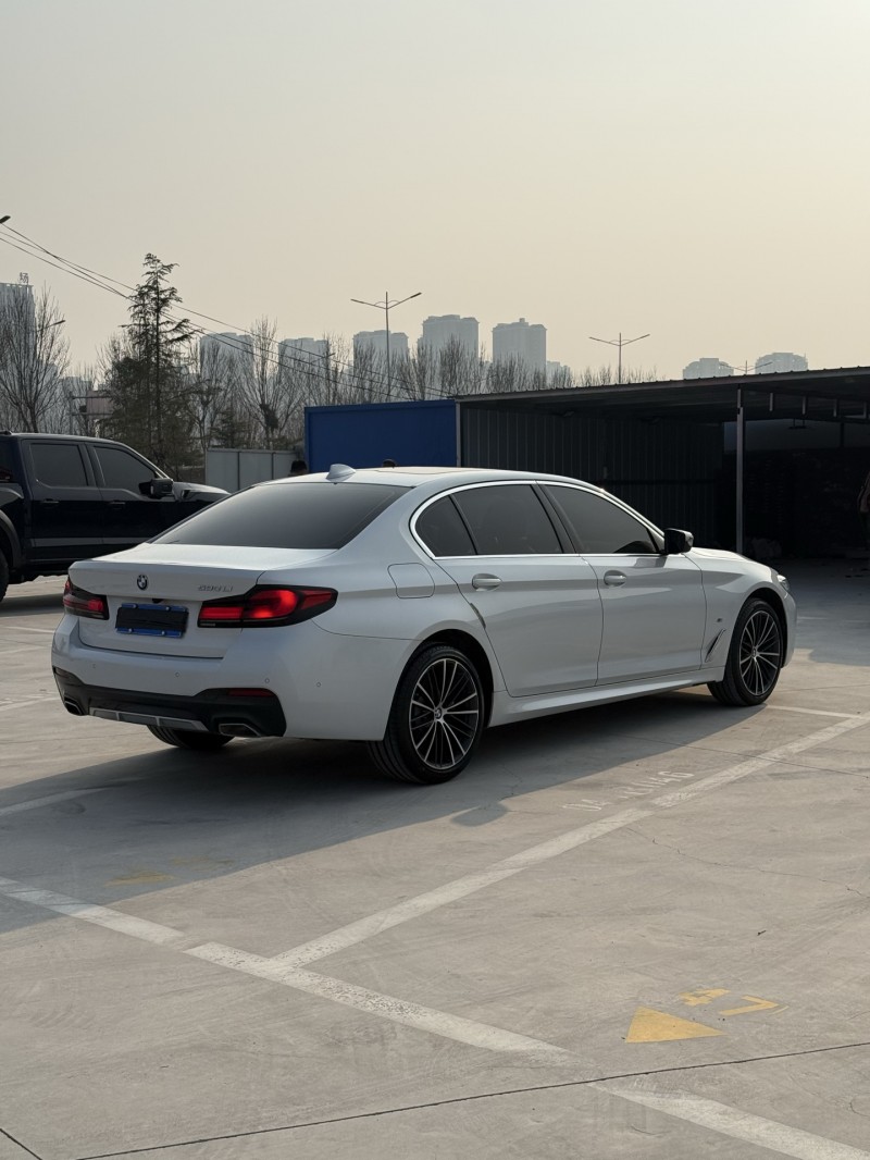 新乡23年宝马5系9