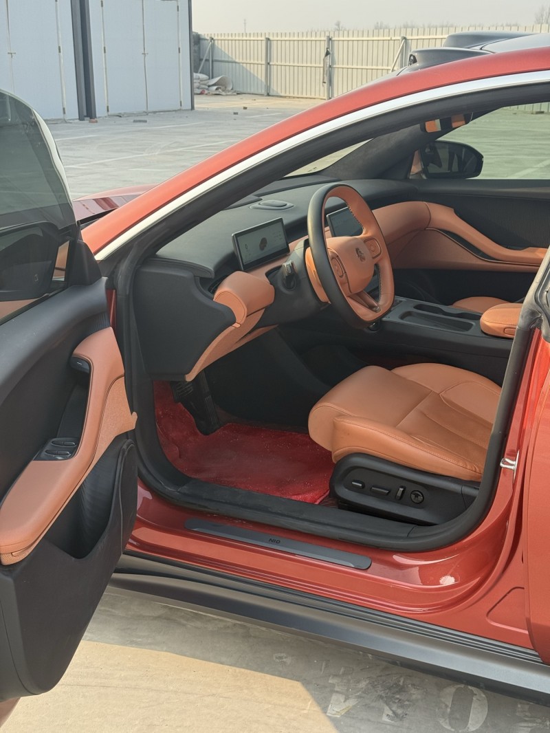 新乡22年蔚来ET56