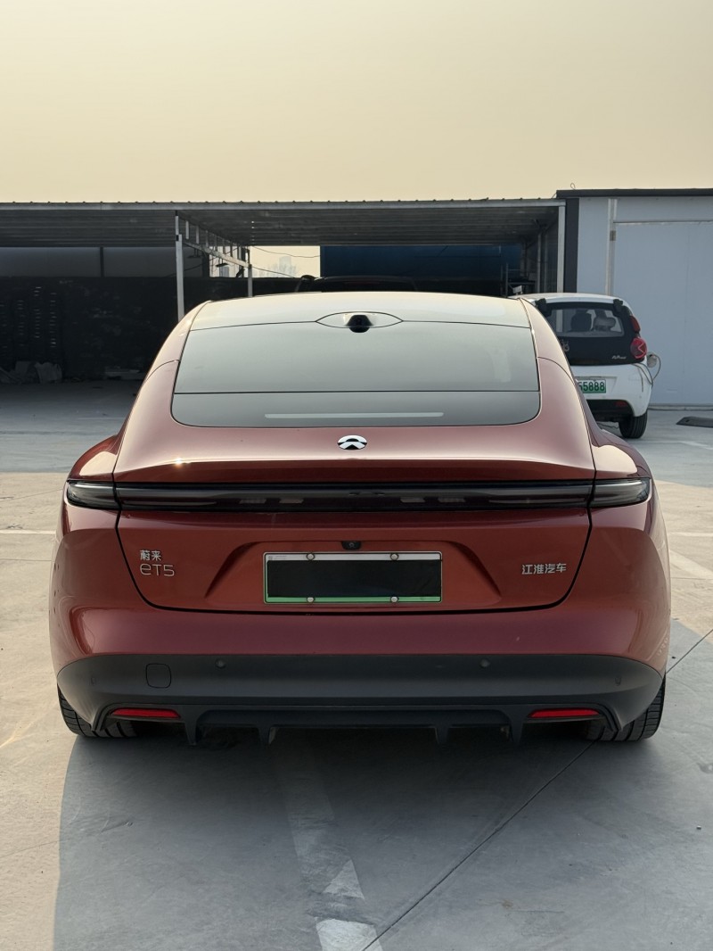 新乡22年蔚来ET57