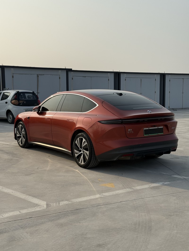 新乡22年蔚来ET58