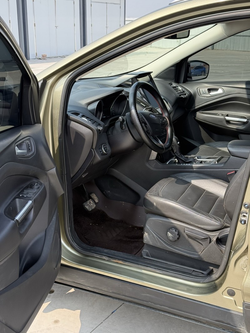 新乡17年福特翼虎9