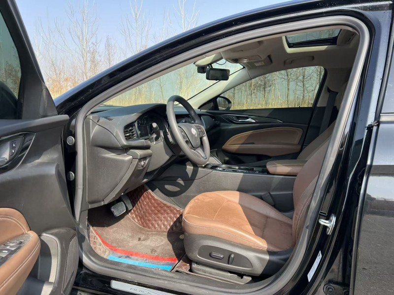 鹽城22年別克君威4