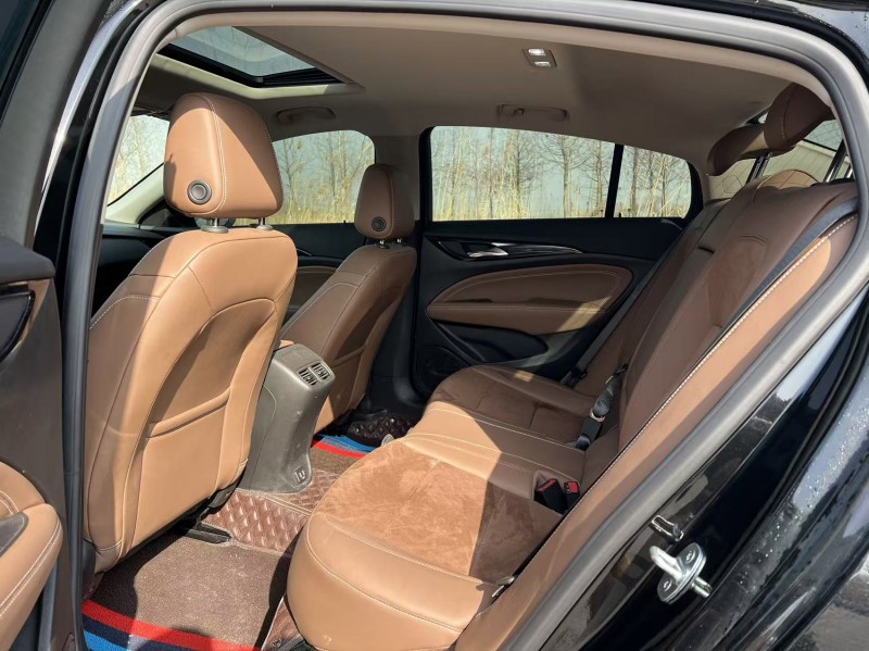 鹽城22年別克君威5