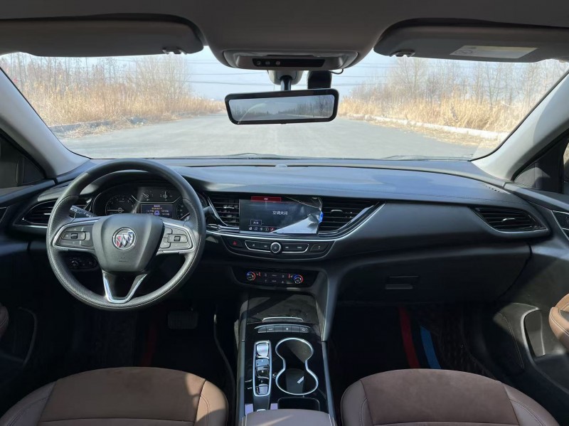 鹽城22年別克君威7