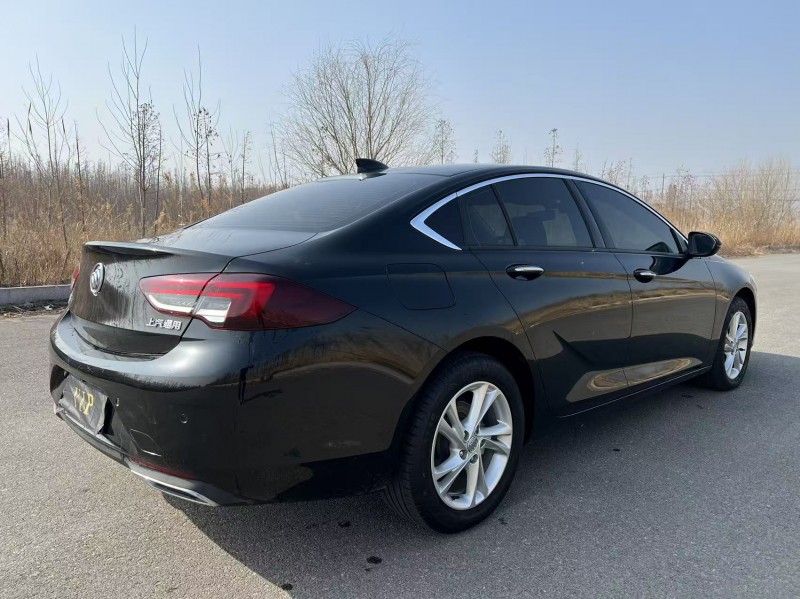 鹽城22年別克君威8