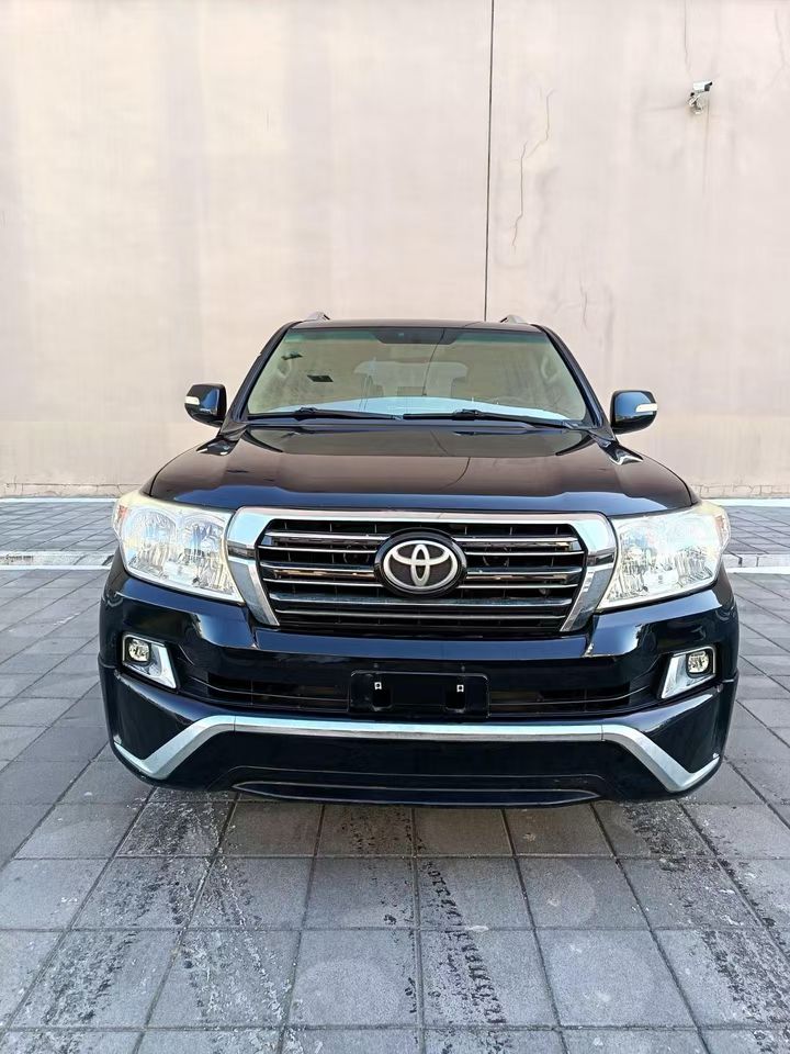 营口12年丰田兰德酷路泽1