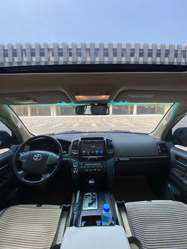 营口12年丰田兰德酷路泽7