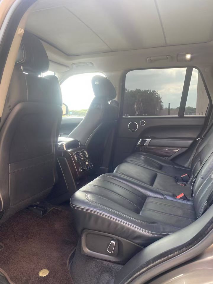 營口13年路虎攬勝行政4