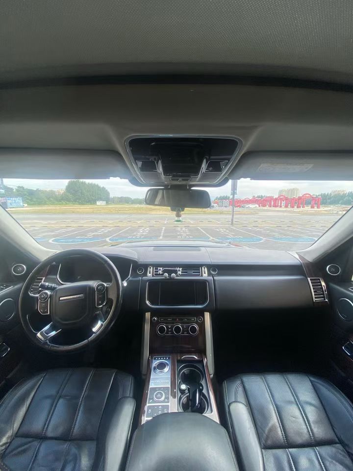 營口13年路虎攬勝行政7