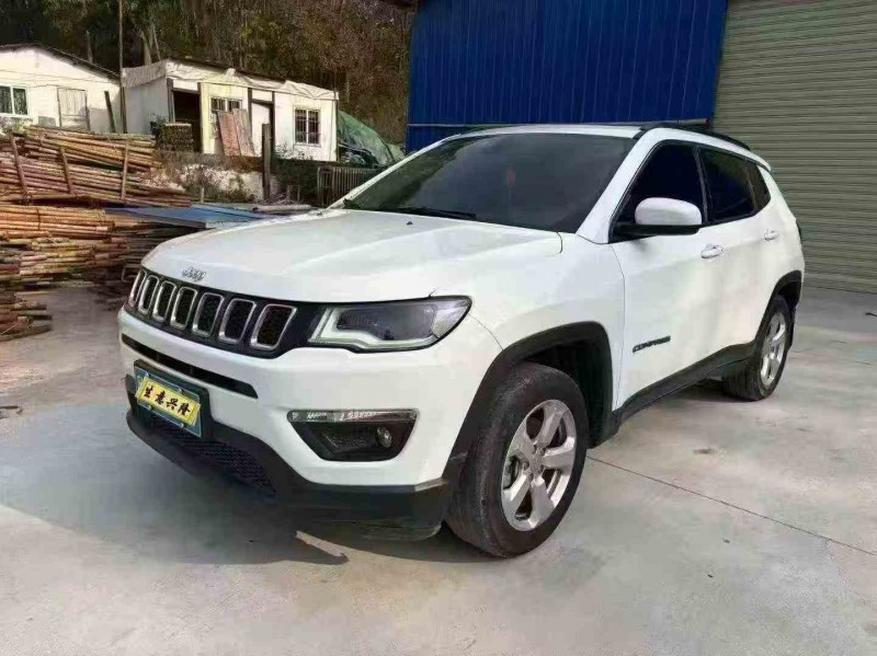 汕頭18年Jeep指南者2