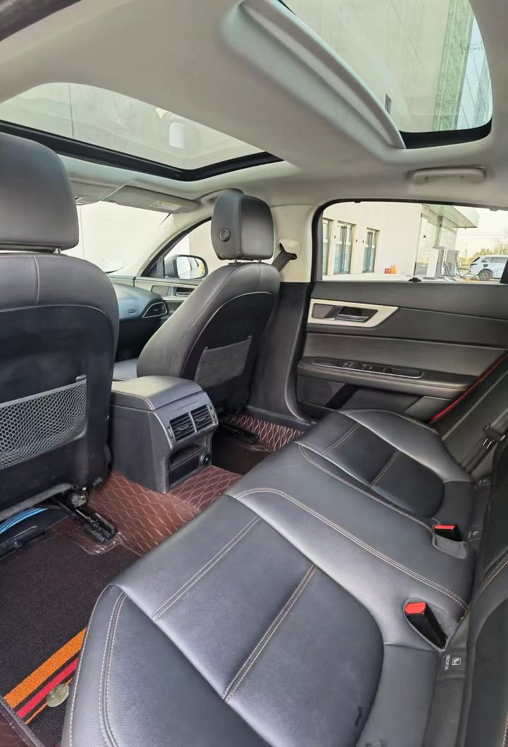 營口19年捷豹XEL4