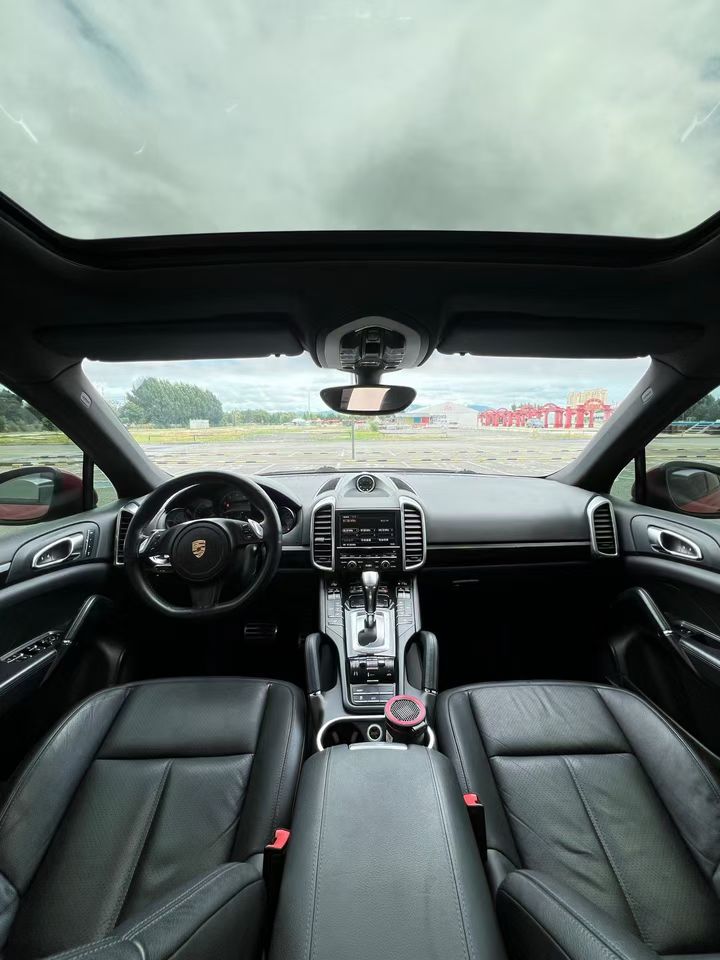 营口13年保时捷卡曼7