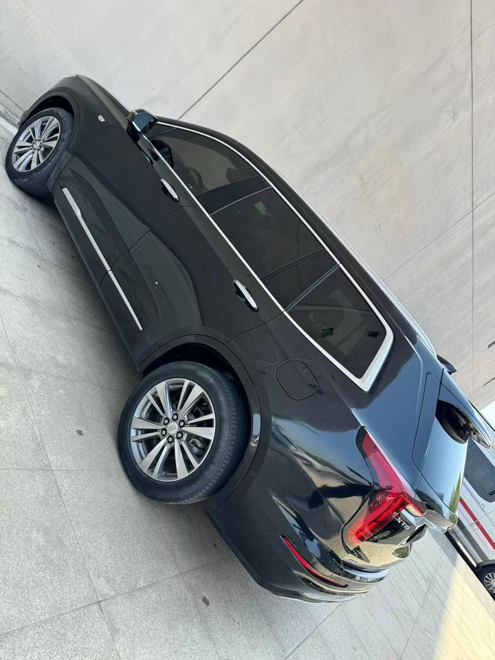 营口20年凯迪拉克XT66