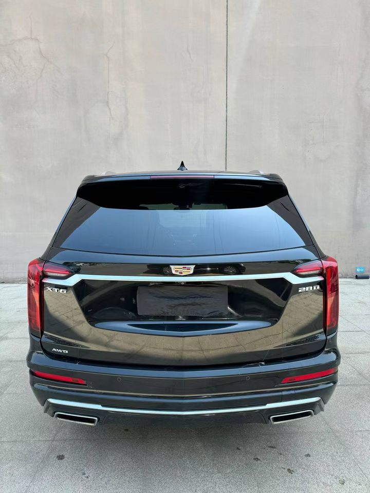 营口20年凯迪拉克XT68