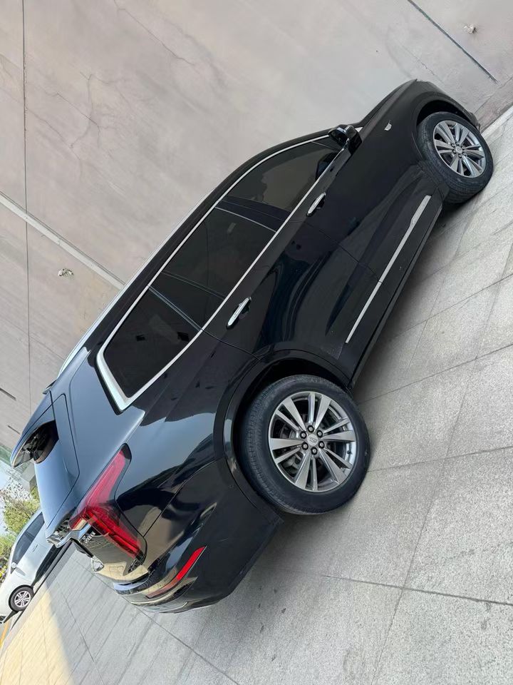 营口20年凯迪拉克XT69