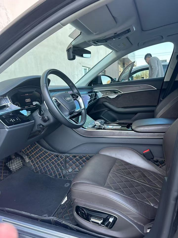 营口23年奥迪A8L4