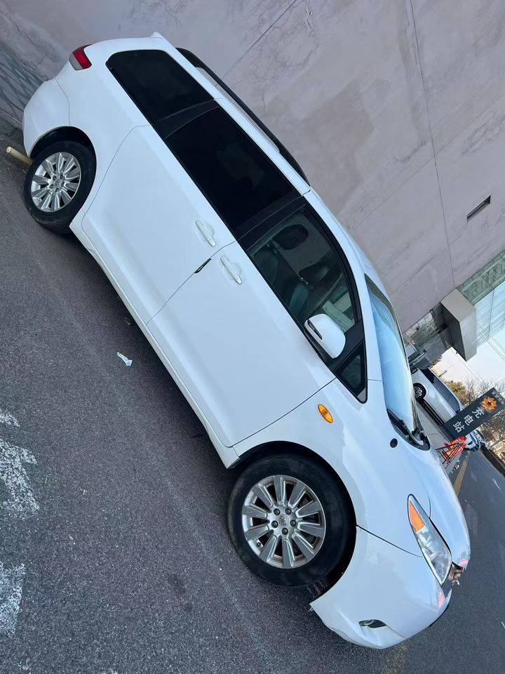 營口15年豐田塞納2