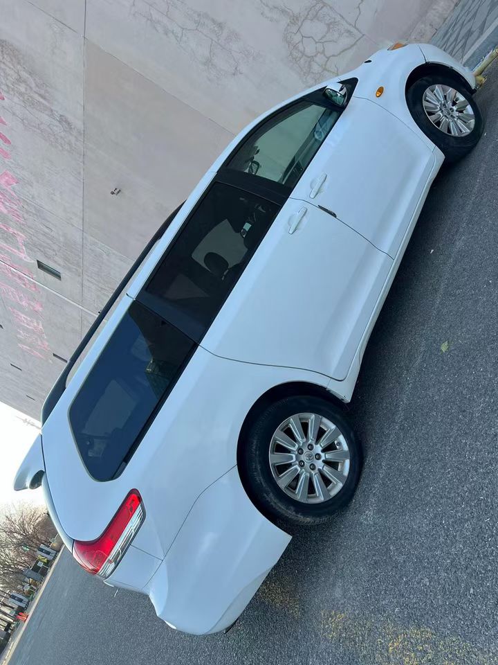 營口15年豐田塞納8