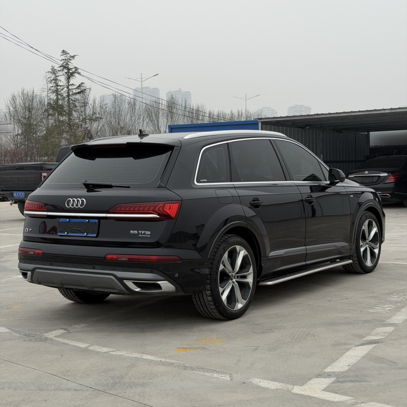 新乡21年奥迪Q75