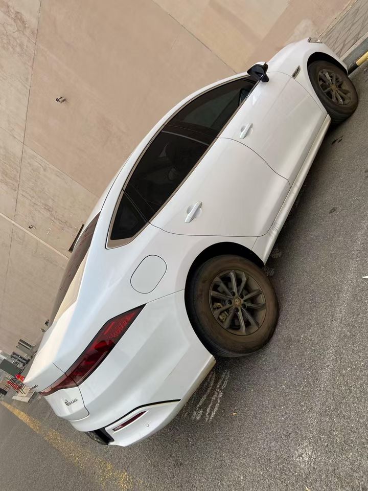 营口23年比亚迪秦8