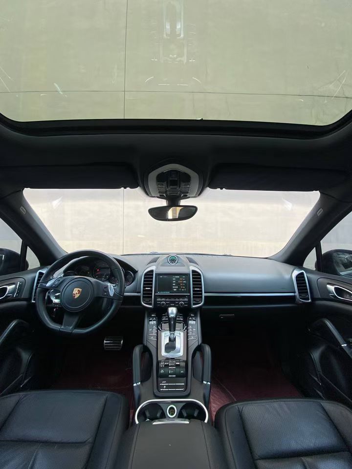 营口14年保时捷卡宴3