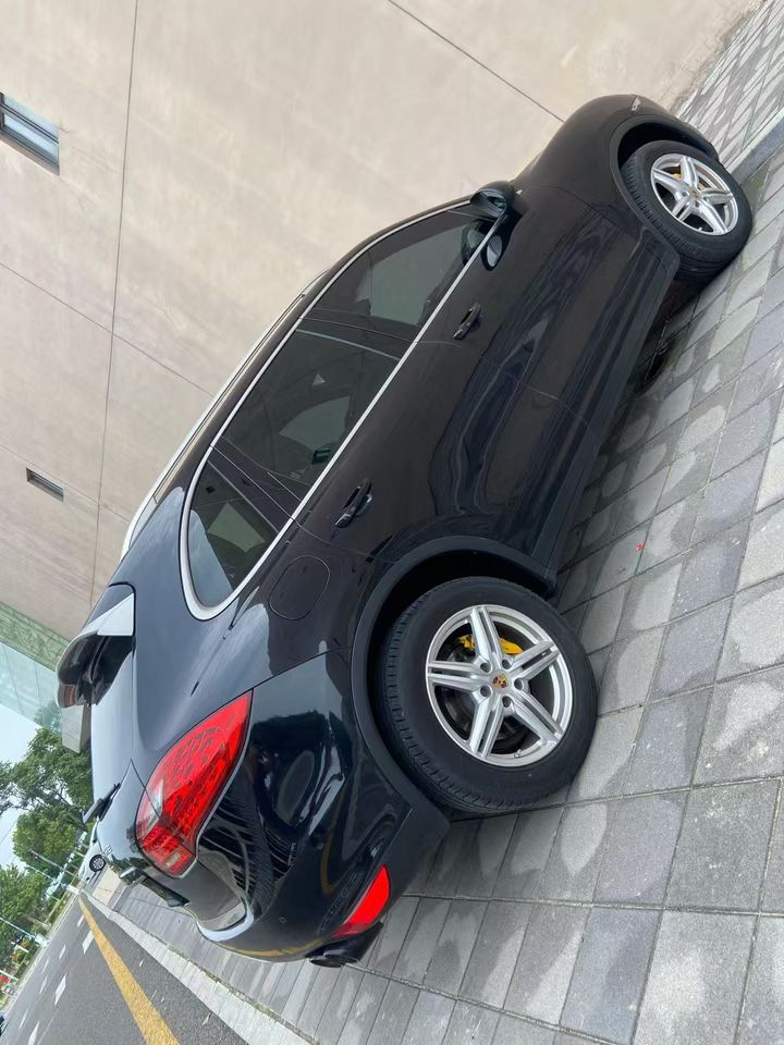 营口14年保时捷卡宴7