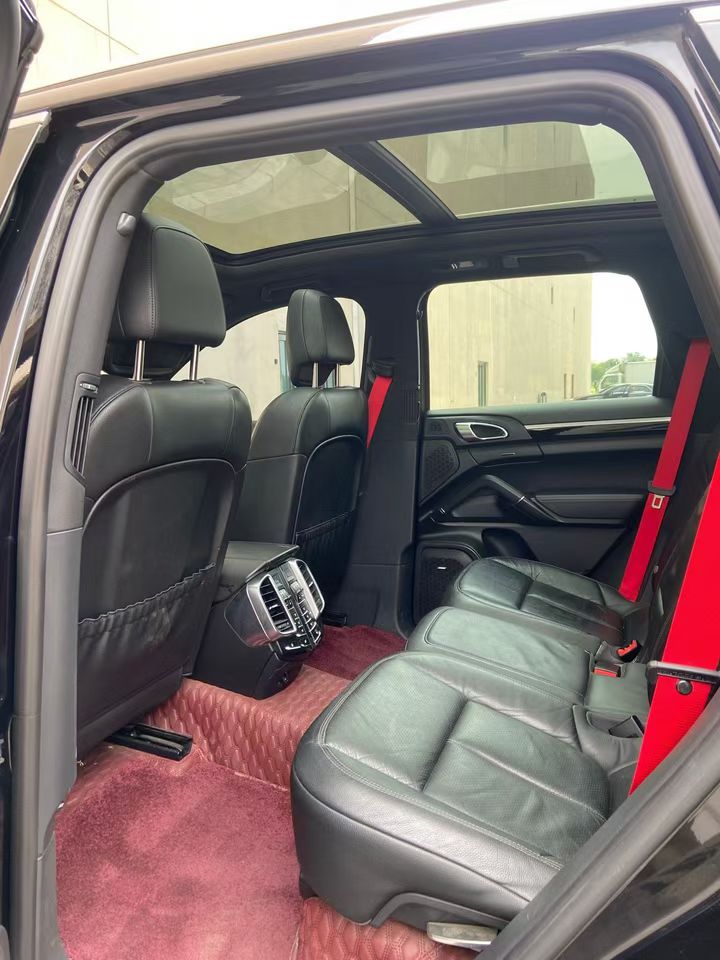 营口14年保时捷卡宴8