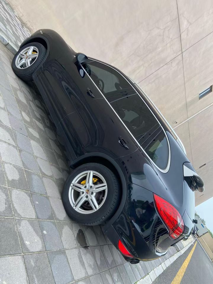 营口14年保时捷卡宴9