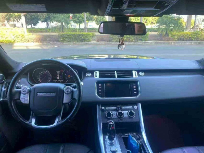 廈門15年路虎攬勝運動6