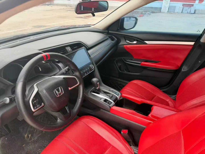 菏澤17年本田思域7