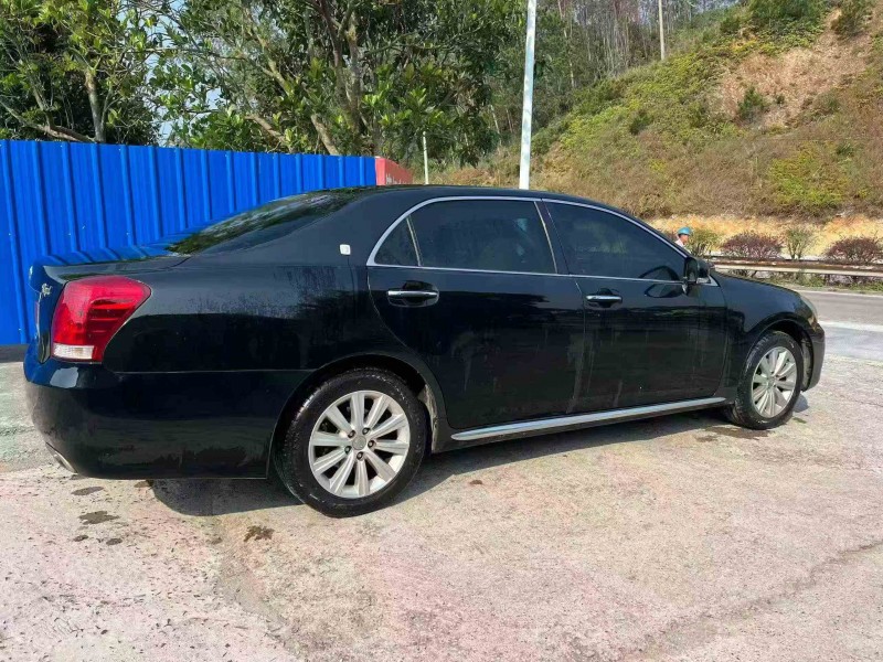 貴港10年豐田皇冠7