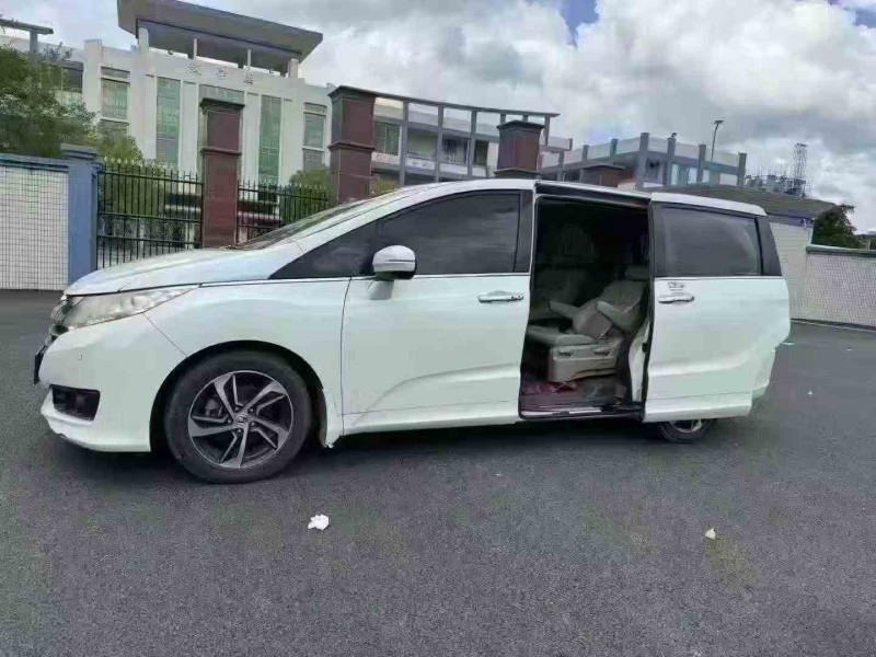 珠海17年本田奧德賽3