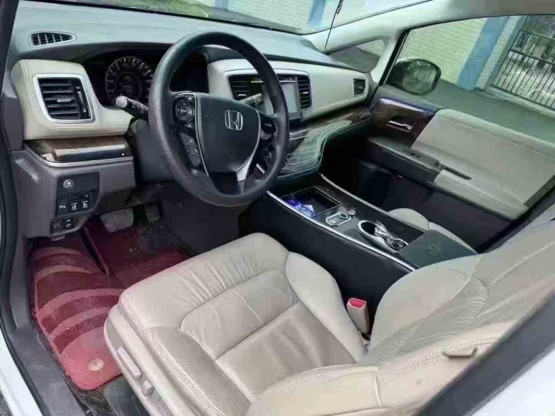 珠海17年本田奧德賽4