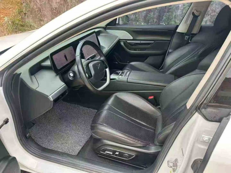 钦州22年小鹏汽车p76