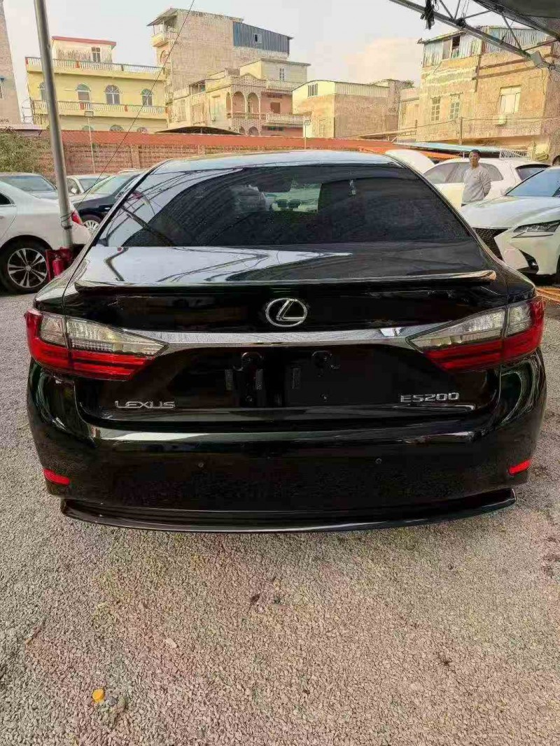 钦州16年雷克萨斯ES9