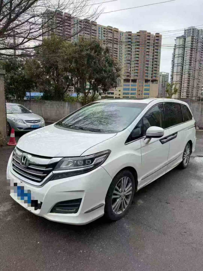 梧州17年本田艾力绅2