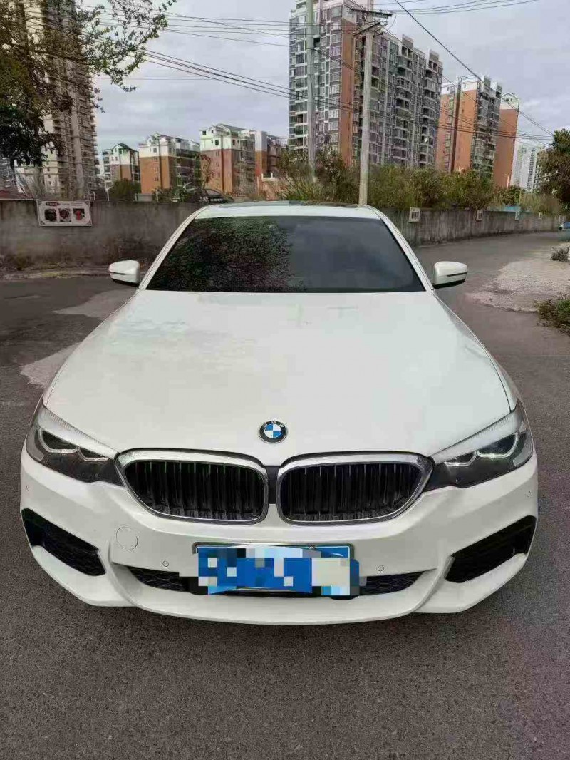 梧州17年宝马5系1