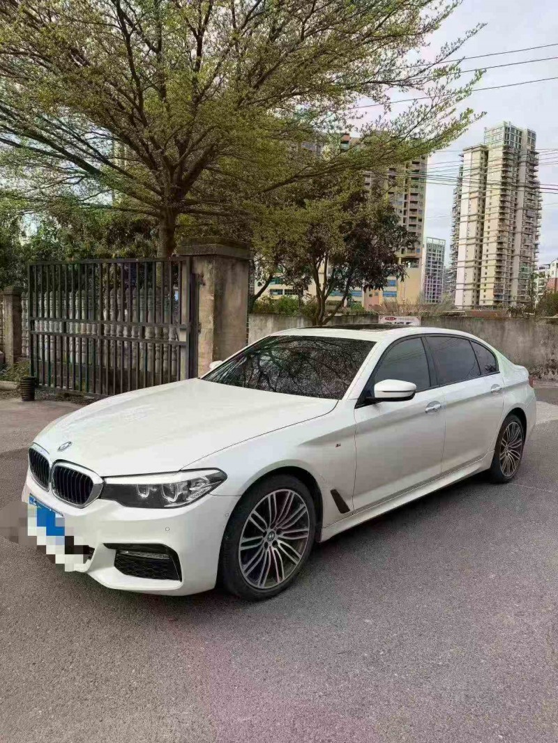 梧州17年宝马5系2