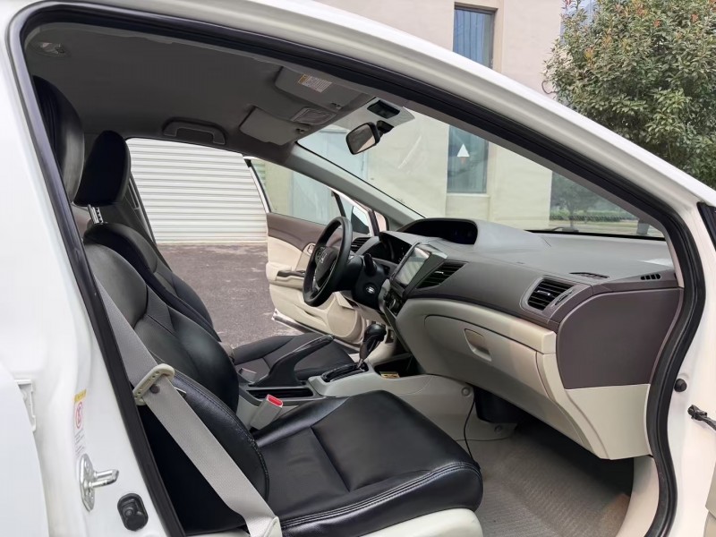 徐州13年本田思域6