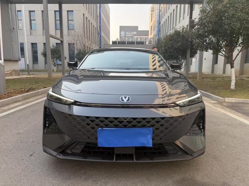 徐州25年長安汽車UNI1