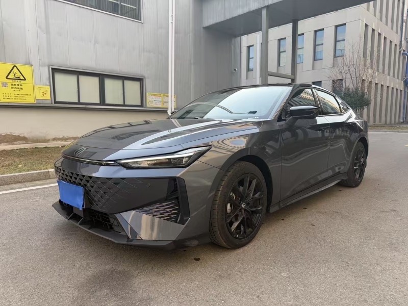 徐州25年長安汽車UNI3