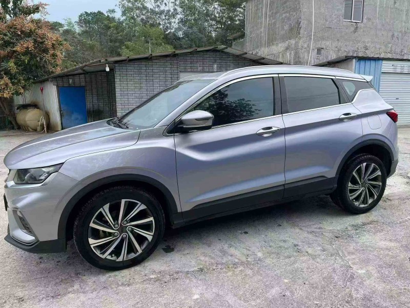 梧州19年吉利繽越2