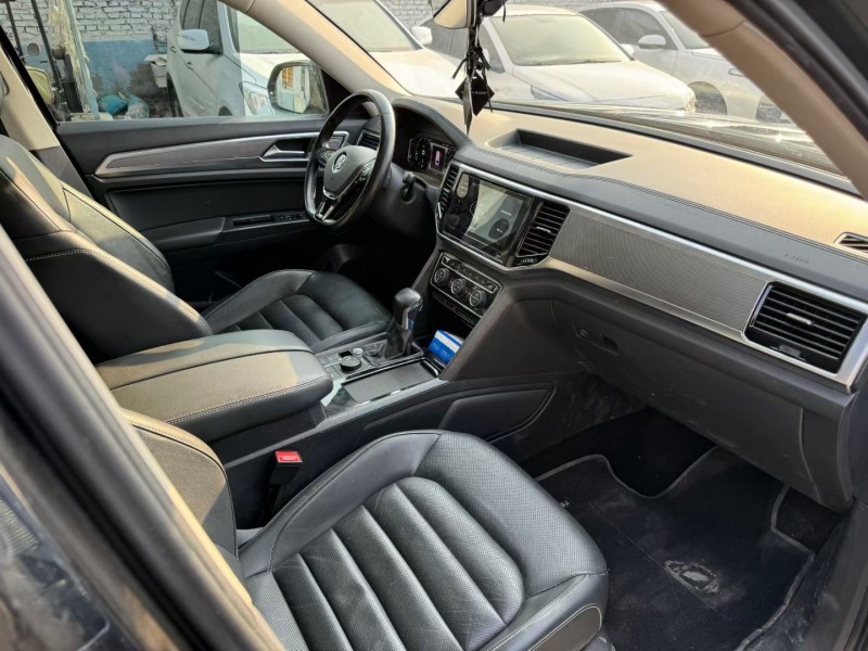 邢台20年大众途昂7