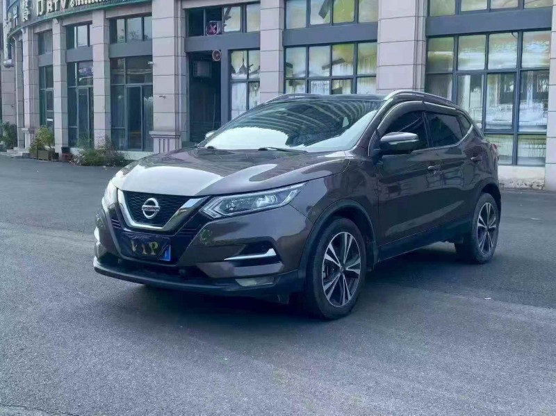 龙岩21年日产逍客3