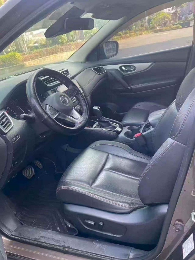 龙岩21年日产逍客5