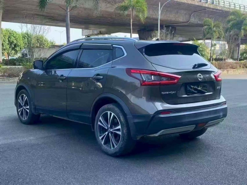 龙岩21年日产逍客7