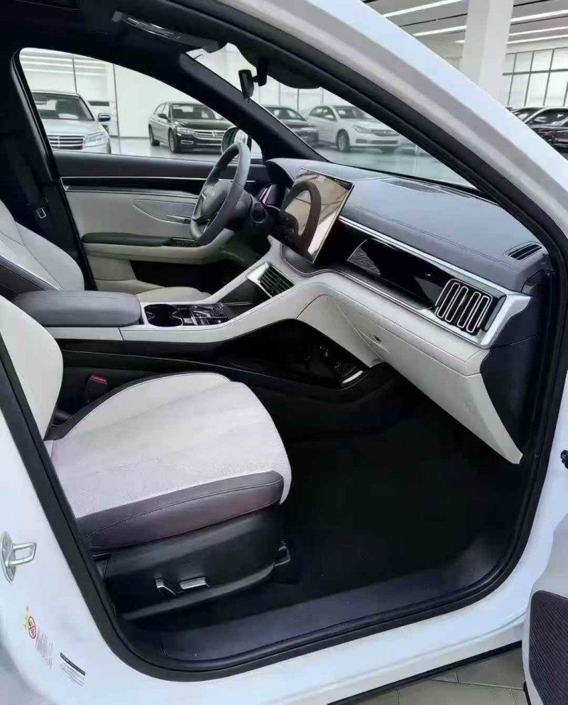 承德26年比亞迪宋6