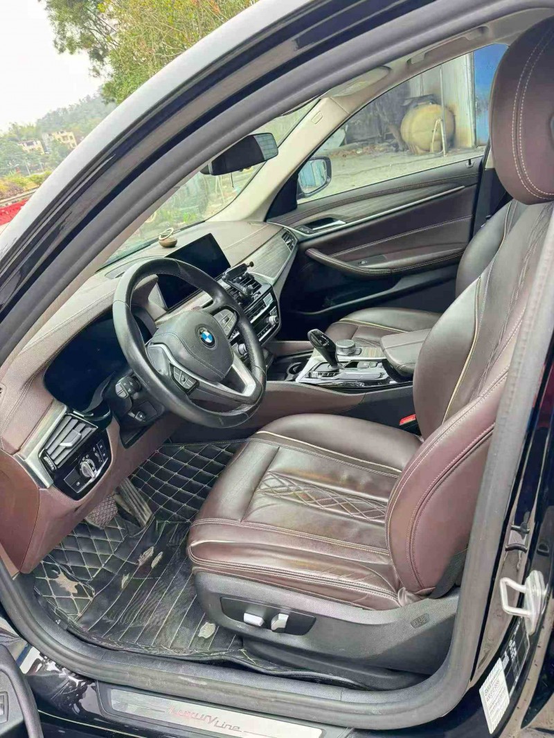 珠海25年宝马5系4