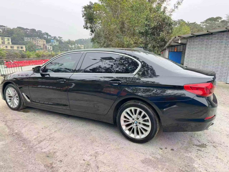 珠海25年宝马5系8